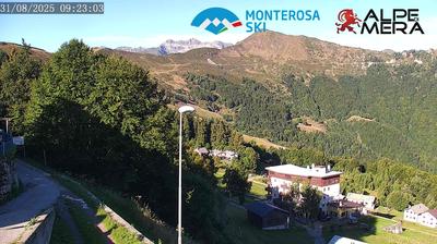 immagine della webcam nei dintorni di Biella: webcam Alpe di Mera