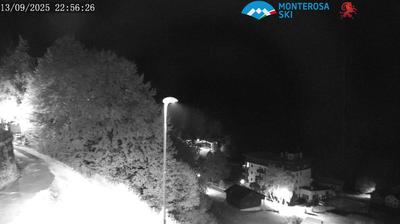 immagine della webcam nei dintorni di Curino: webcam Alpe di Mera