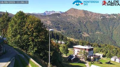 immagine della webcam nei dintorni di Rifugio Boffalora Ticino: webcam Scopello