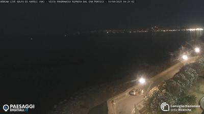 immagine della webcam nei dintorni di Sant'Agata sui Due Golfi: webcam Portici