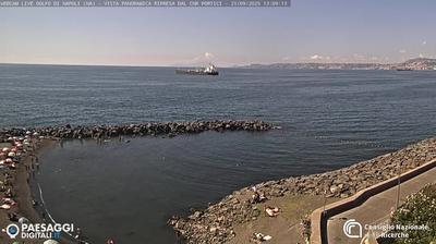 immagine della webcam nei dintorni di Sant'Agata sui Due Golfi: webcam Portici