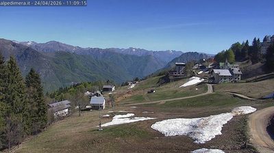 immagine della webcam nei dintorni di Varallo: webcam Alpe di Mera