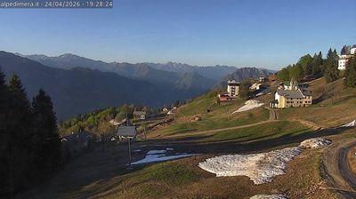 immagine della webcam nei dintorni di Balmuccia: webcam Alpe di Mera