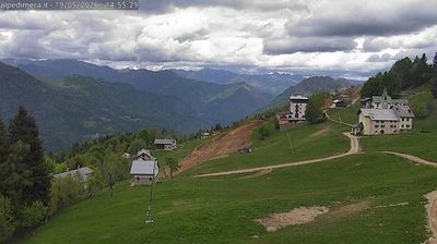 immagine della webcam nei dintorni di Bielmonte: webcam Alpe di Mera