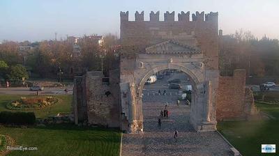 immagine della webcam nei dintorni di Monte Grimano Terme: webcam Rivazzurra