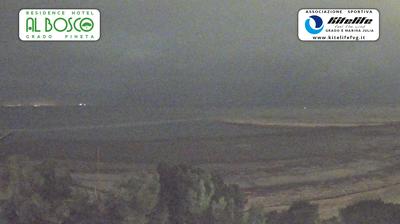 immagine della webcam nei dintorni di Barcola: webcam Grado Pineta