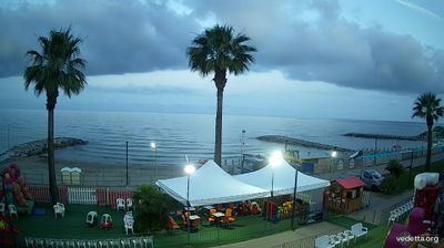 immagine della webcam nei dintorni di Imperia: webcam Marina Di Andora