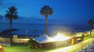 immagine della webcam nei dintorni di Albenga: webcam Marina Di Andora