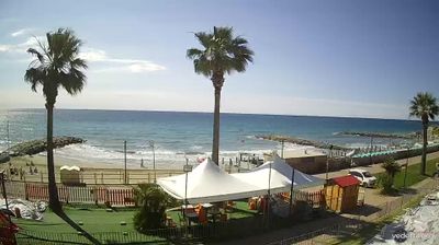 immagine della webcam nei dintorni di Lusignano: webcam Marina Di Andora