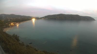immagine della webcam nei dintorni di Campo nell'Elba: webcam Marina di Campo