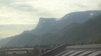 immagine della webcam nei dintorni di San Genesio Atesino: webcam Cermes