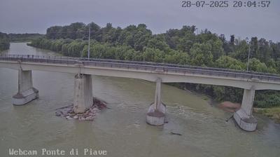 immagine della webcam nei dintorni di San Stino di Livenza: webcam Ponte di Piave