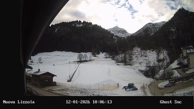 immagine della webcam nei dintorni di Rifugio Calvi Laghi Gemelli: webcam Lizzola