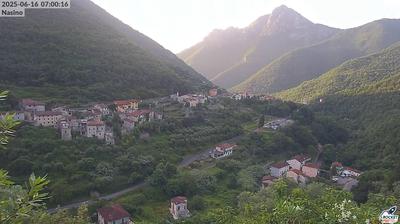 immagine della webcam nei dintorni di Pieve di Teco: webcam Nasino