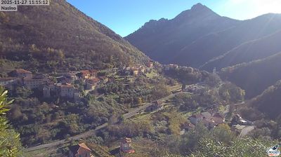 immagine della webcam nei dintorni di Monesi di Triora: webcam Nasino