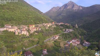 immagine della webcam nei dintorni di Aquila di Arroscia: webcam Nasino