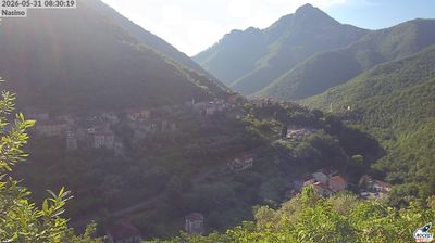 immagine della webcam nei dintorni di Monesi di Triora: webcam Nasino
