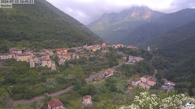 immagine della webcam nei dintorni di Monesi di Triora: webcam Nasino