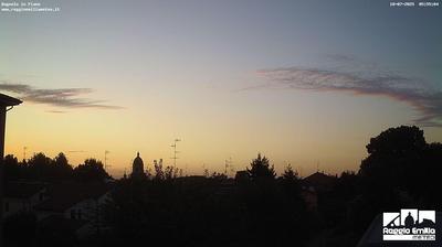 immagine della webcam nei dintorni di Rolo: webcam Bagnolo in Piano