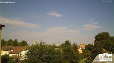 immagine della webcam nei dintorni di Viano: webcam Bagnolo in Piano