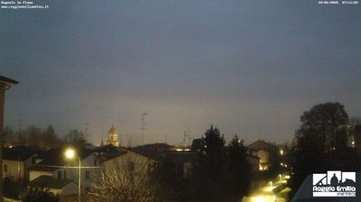 immagine della webcam nei dintorni di Scandiano: webcam Bagnolo in Piano