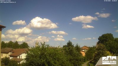 immagine della webcam nei dintorni di Magreta: webcam Bagnolo in Piano