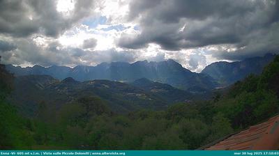 immagine della webcam nei dintorni di Isola Vicentina: webcam Torrebelvicino