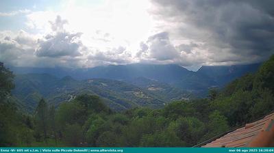 immagine della webcam nei dintorni di Tonezza del Cimone: webcam Torrebelvicino