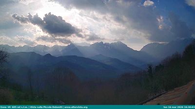 immagine della webcam nei dintorni di Trissino: webcam Torrebelvicino