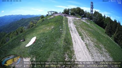 immagine della webcam nei dintorni di Varano de' Melegari: webcam Tizzano Val Parma