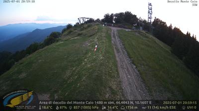 immagine della webcam nei dintorni di Tizzano Val Parma: webcam Schia