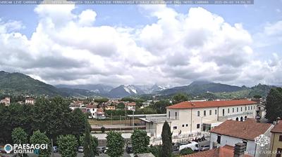 immagine della webcam nei dintorni di Viareggio: webcam Avenza