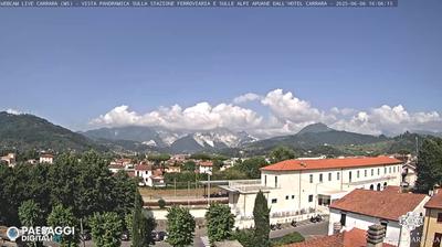 immagine della webcam nei dintorni di Tonfano: webcam Avenza