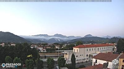 immagine della webcam nei dintorni di Marina Di Torre Del Lago: webcam Avenza