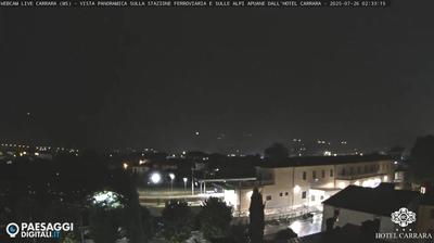 immagine della webcam nei dintorni di Ortonovo: webcam Avenza