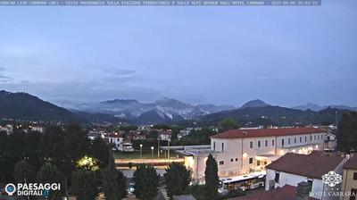 immagine della webcam nei dintorni di Massa: webcam Avenza