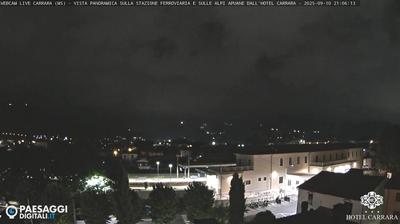 immagine della webcam nei dintorni di Ortonovo: webcam Avenza