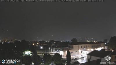 immagine della webcam nei dintorni di La Spezia: webcam Avenza