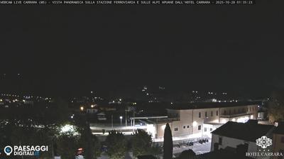 immagine della webcam nei dintorni di Marina Di Pietrasanta: webcam Avenza
