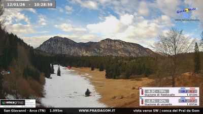 immagine della webcam nei dintorni di Pieve di Ledro: webcam Dro