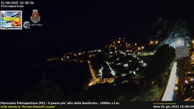 immagine della webcam nei dintorni di Stigliano: webcam Pietrapertosa