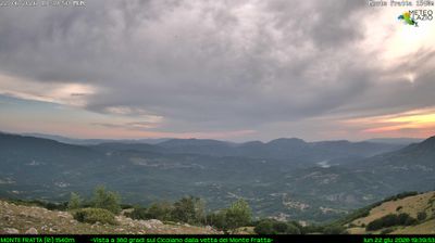 immagine della webcam nei dintorni di Sant'Eusanio Forconese: webcam Borgorose