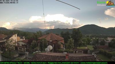 immagine della webcam nei dintorni di L'Aquila: webcam Pizzoli