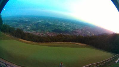 immagine della webcam nei dintorni di Valdobbiadene: webcam Borso del Grappa