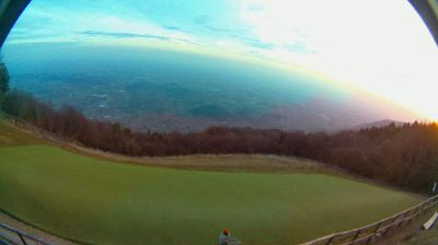 immagine della webcam nei dintorni di Monte Grappa: webcam Borso del Grappa