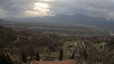 immagine della webcam nei dintorni di Monte Gomito: webcam Barga