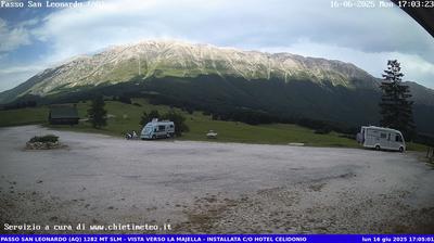 immagine della webcam nei dintorni di Passolanciano-Majelletta: webcam Sant'Eufemia a Maiella