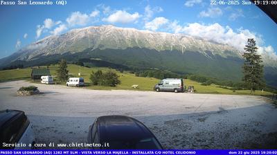 immagine della webcam nei dintorni di Pretoro: webcam Sant'Eufemia a Maiella
