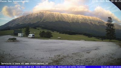 immagine della webcam nei dintorni di Cansano: webcam Roccacaramanico