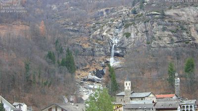 immagine della webcam nei dintorni di Alpe Cialma: webcam Grand Crot